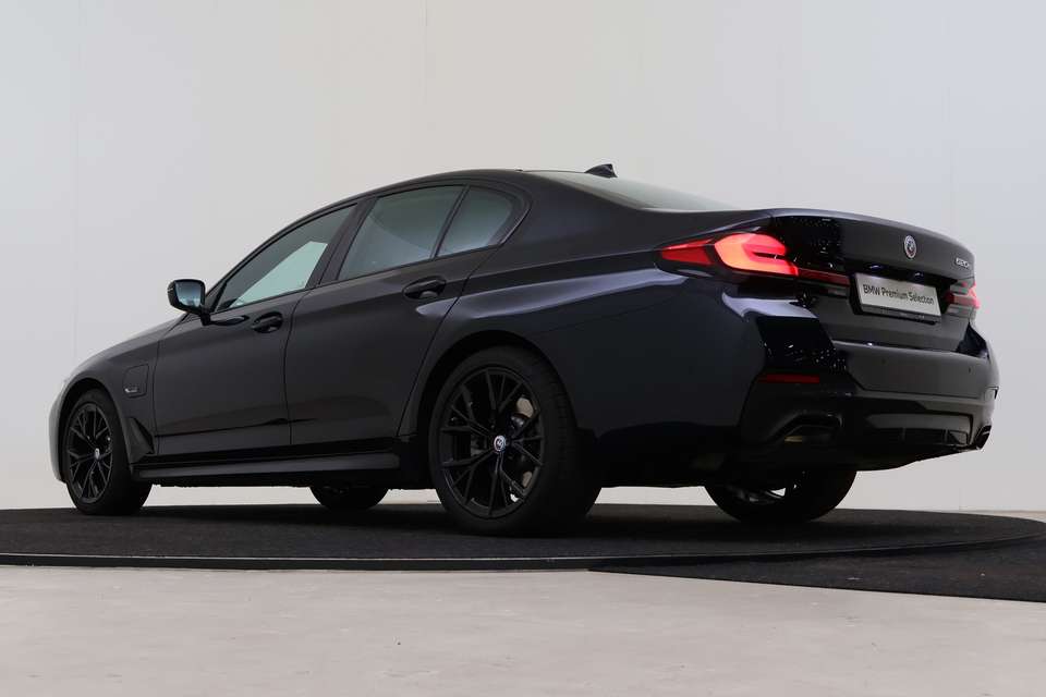 BMW 520 - Imagem 11
