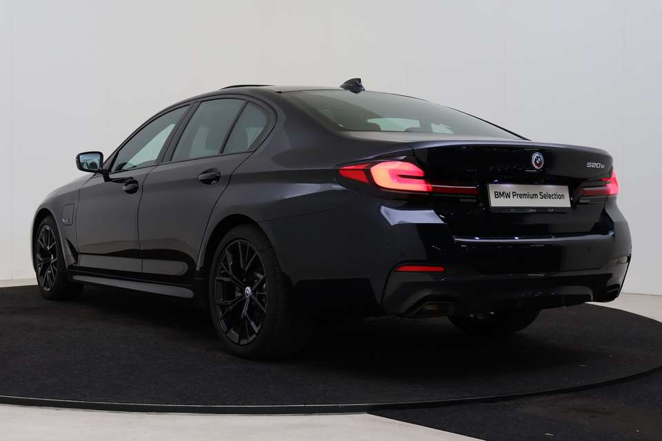 BMW 520 - Imagem 15