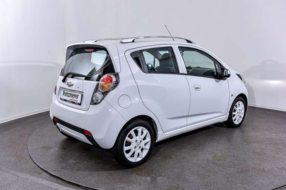 Chevrolet Spark - Imagem 5