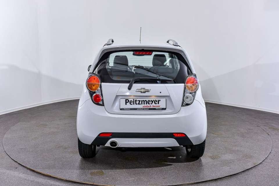 Chevrolet Spark - Imagem 6