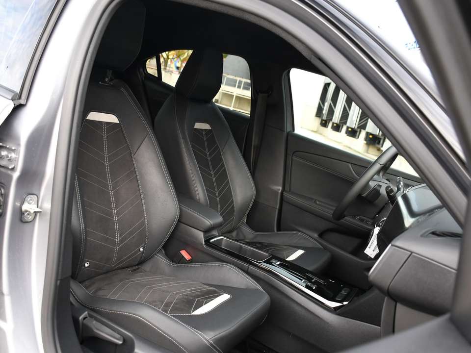 Car picture 10