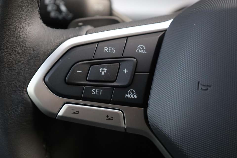 Volkswagen Golf - Imagem 16