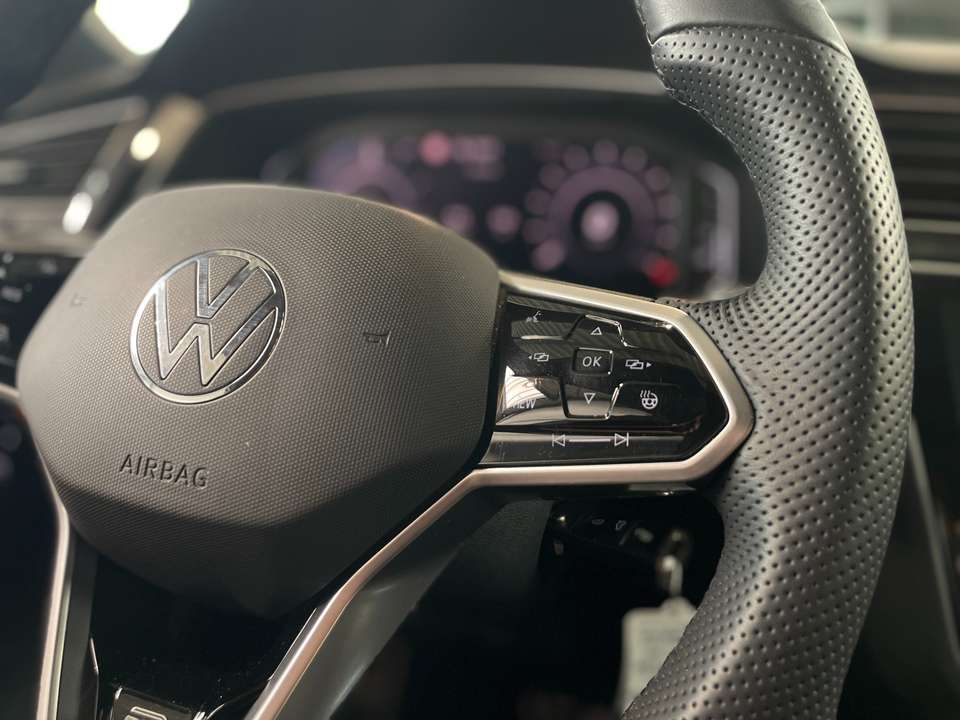 Car picture 11