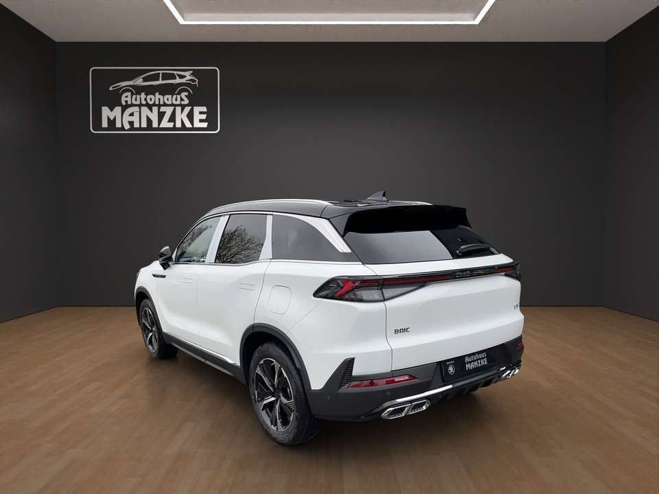BAIC Beijing X75 - Imagem 3