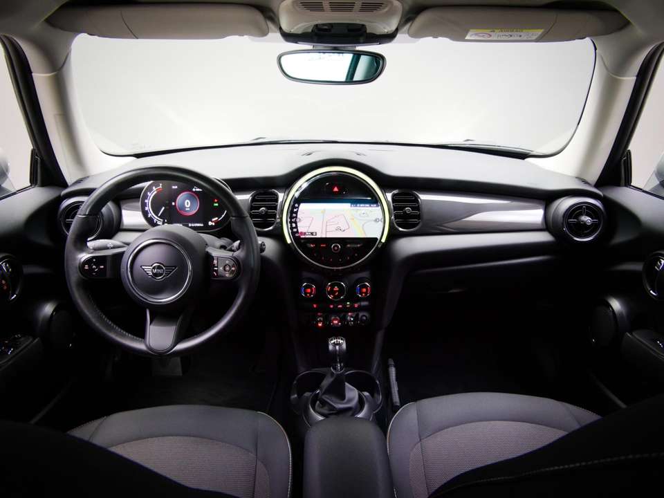 MINI One - Imagem 6