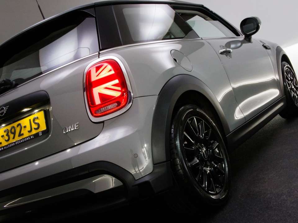 MINI One - Imagem 13