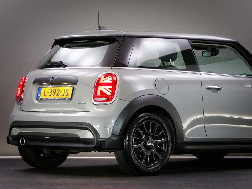 MINI One - Imagem 14