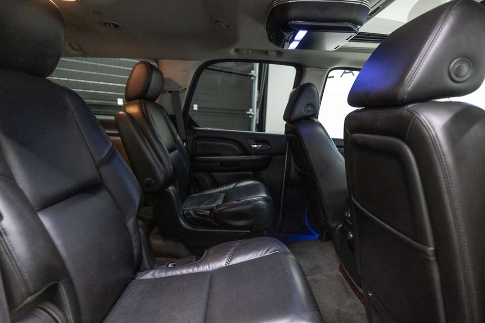 Cadillac Escalade - Imagem 12