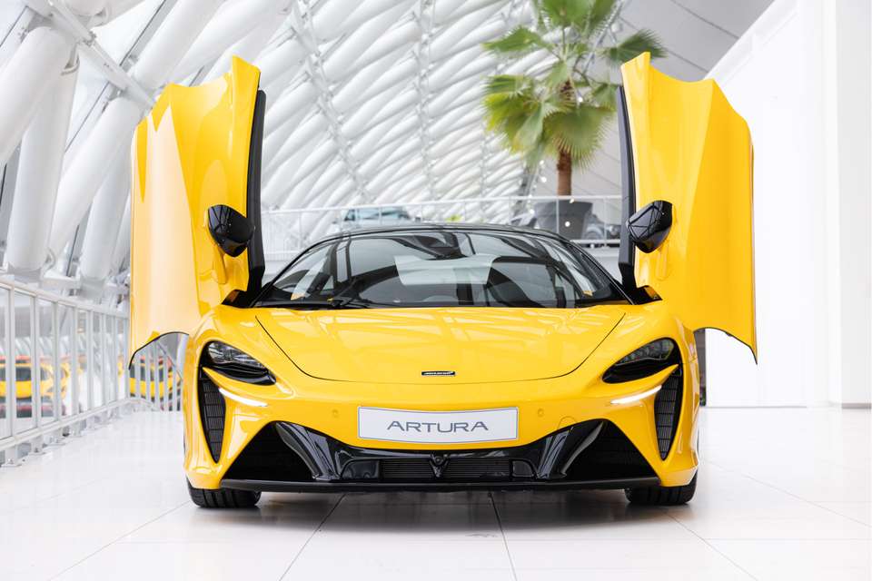 McLaren Artura - Imagem 6