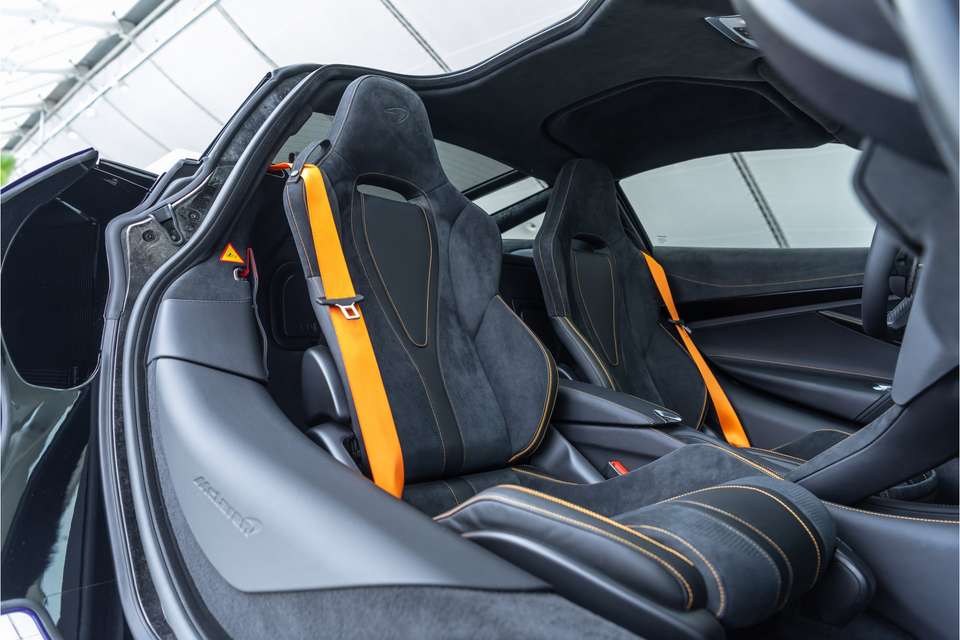 Car picture 6