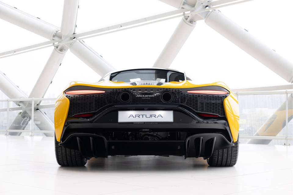 McLaren Artura - Imagem 10