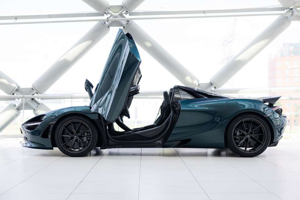 Car picture 9