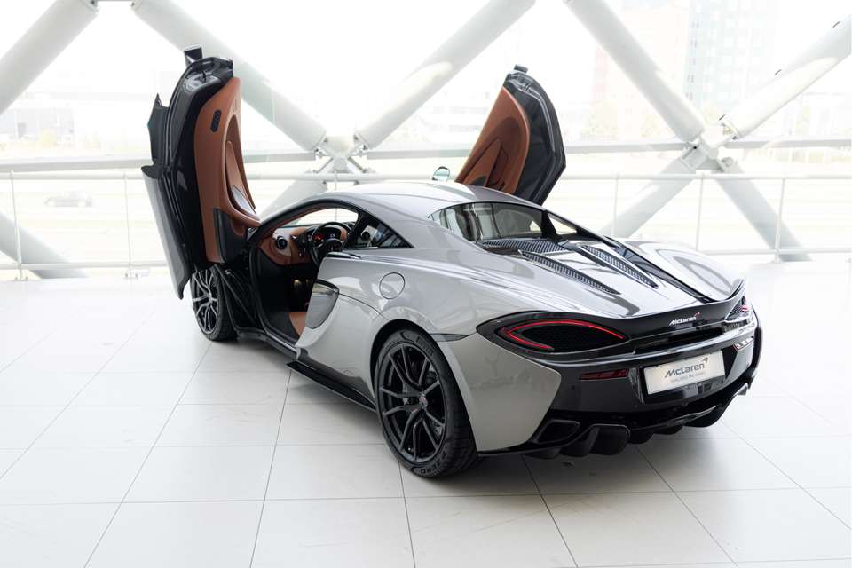 McLaren 570S - Imagem 7