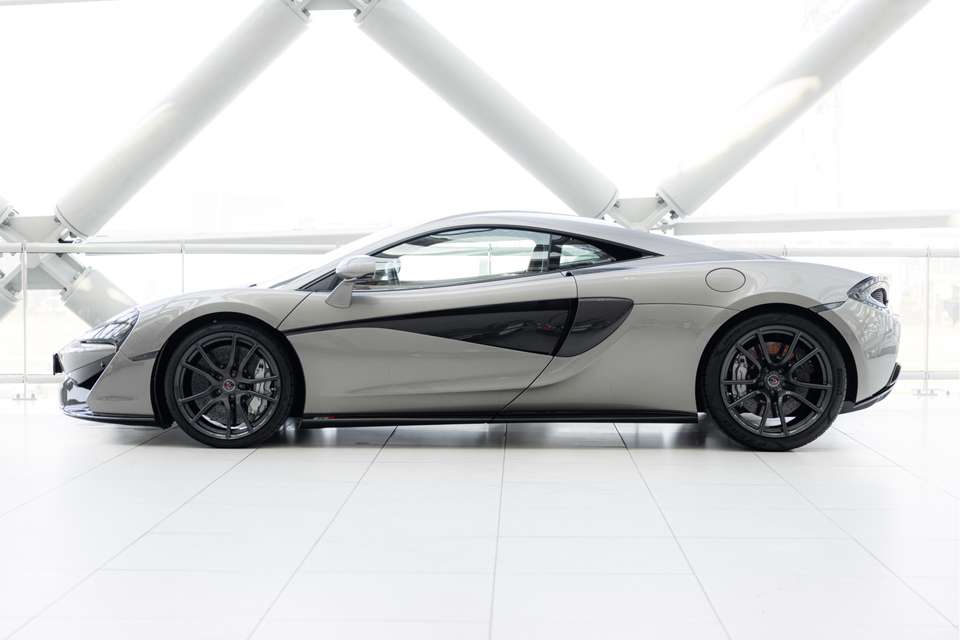 McLaren 570S - Imagem 10