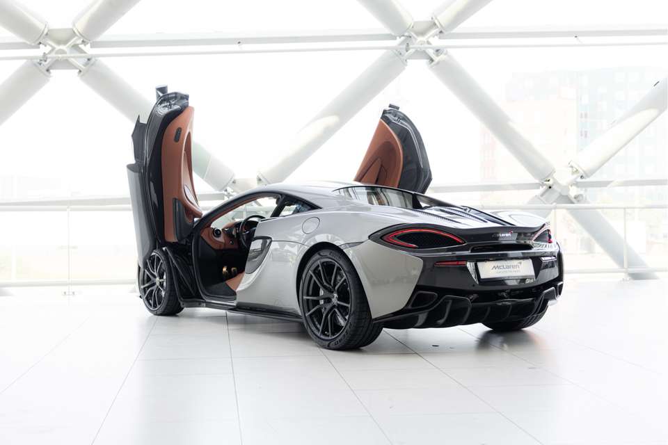 McLaren 570S - Imagem 13