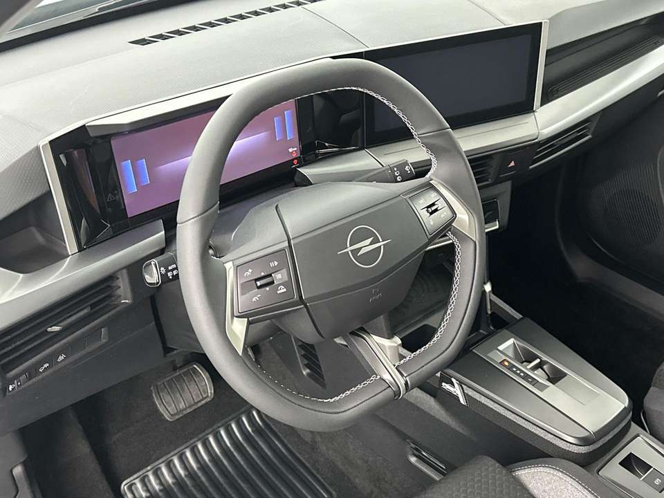 Car picture 11