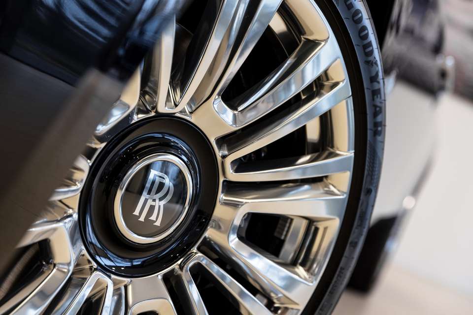 Rolls-Royce Ghost - Imagem 8
