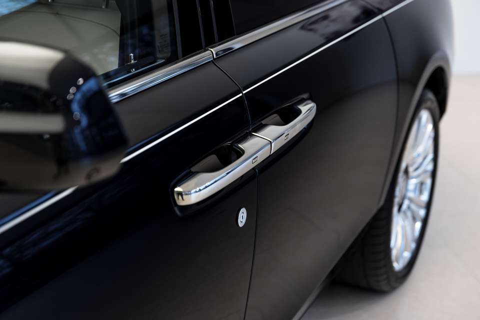 Rolls-Royce Ghost - Imagem 11