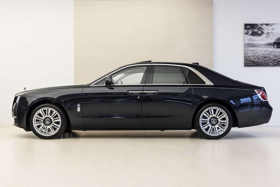 Rolls-Royce Ghost - Imagem 13
