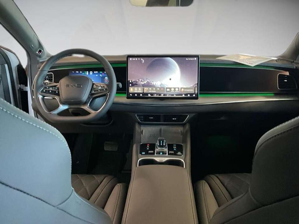 Car picture 14