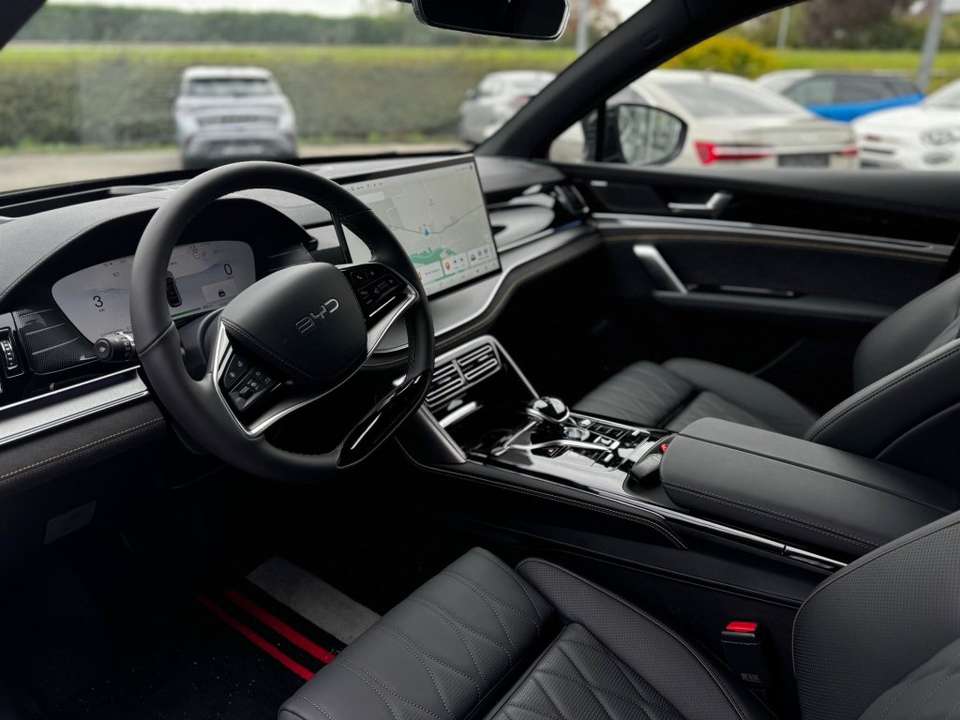 BYD Tang - Imagem 8