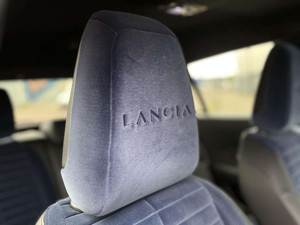 Lancia Ypsilon - Imagem 8