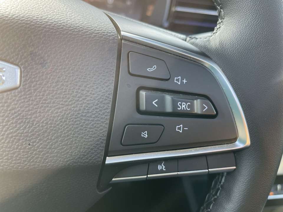 Maxus Euniq 6 - Imagem 13