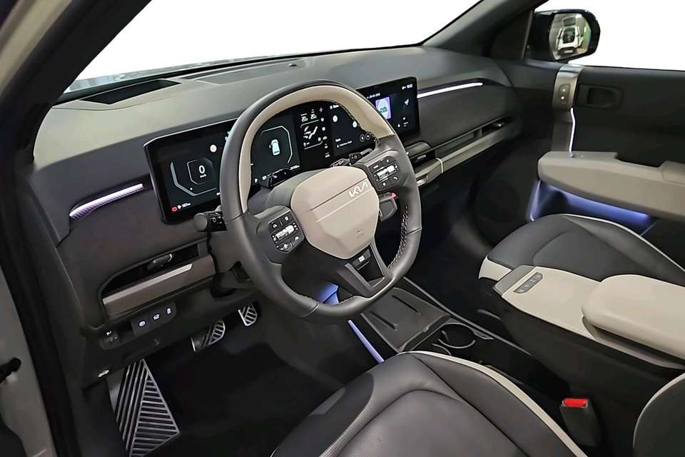 Car picture 11