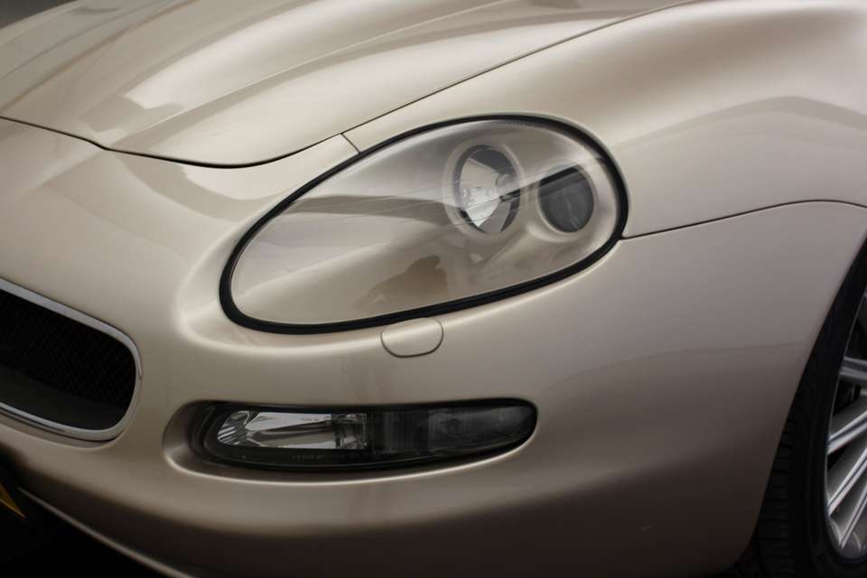 Maserati Coupe - Imagem 8