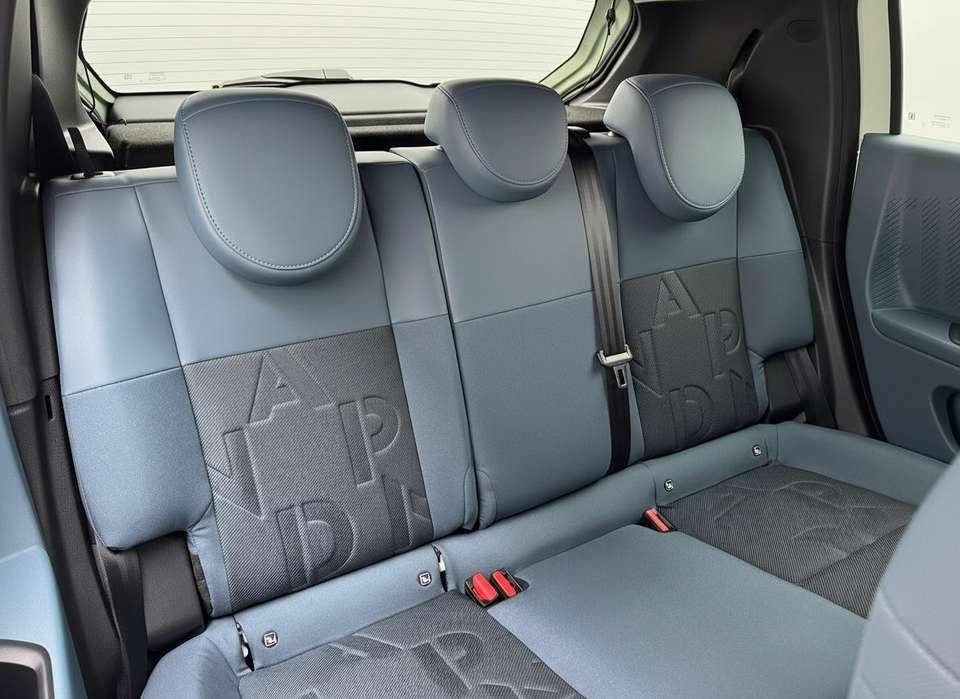 Car picture 5