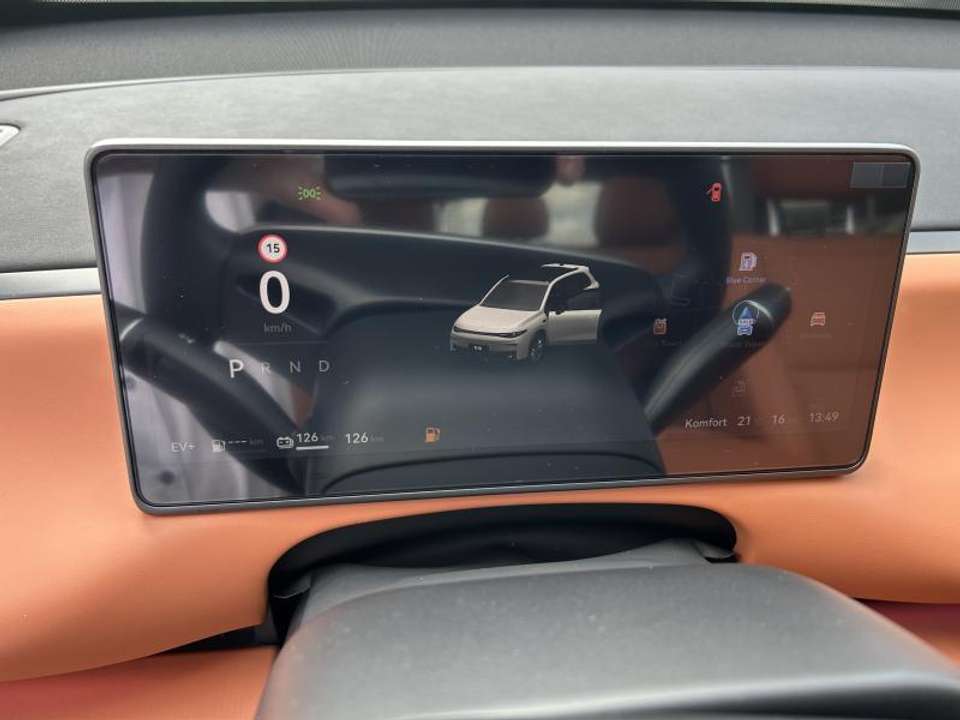 Car picture 12