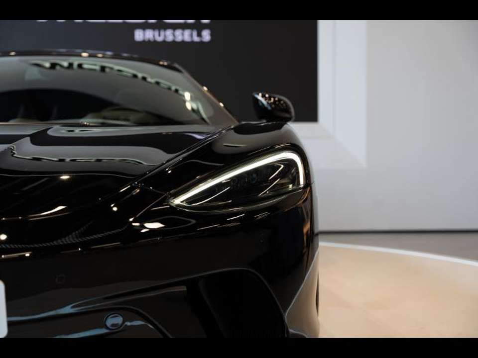 McLaren GT - Imagem 11