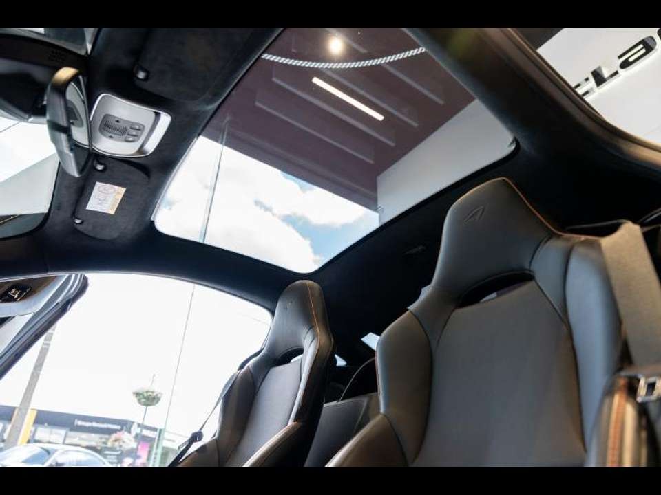 McLaren GT - Imagem 15