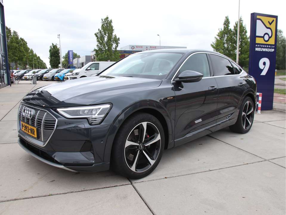 Audi e-tron 2022