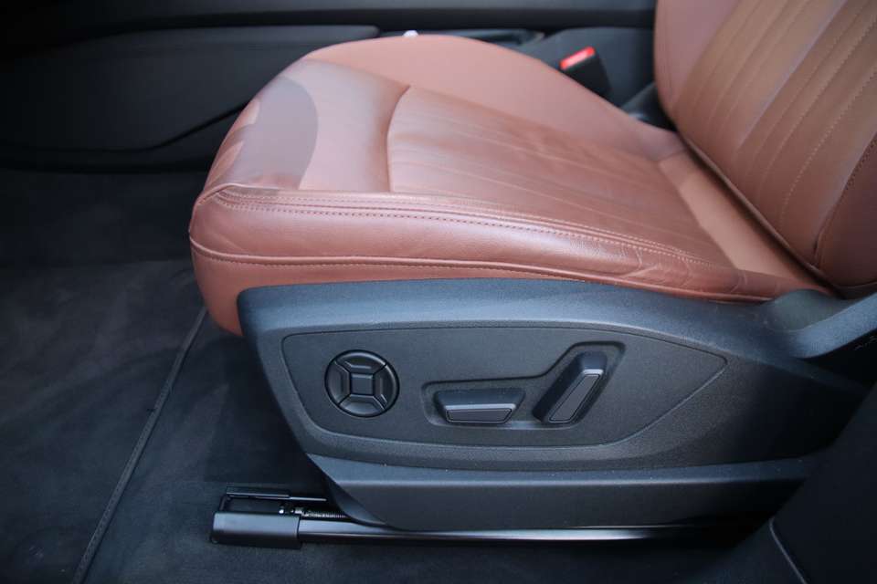 Car picture 10