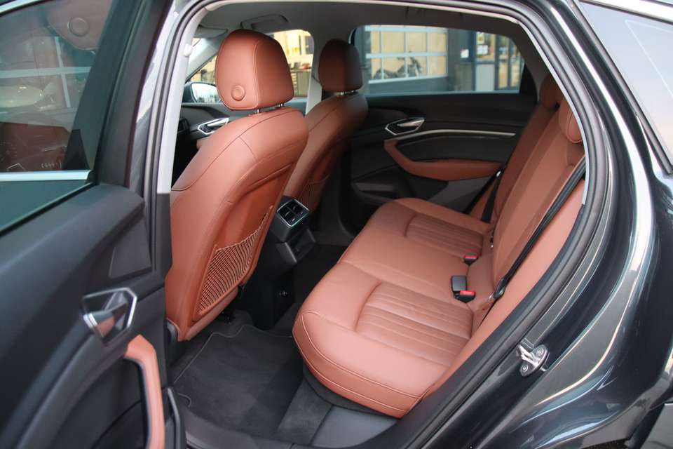 Car picture 14