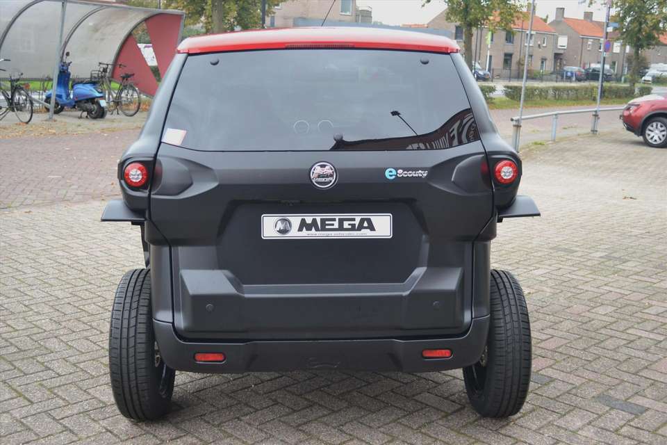 Aixam Mega - Imagem 4