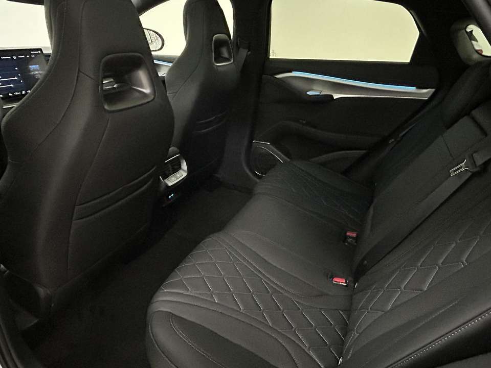 Car picture 8