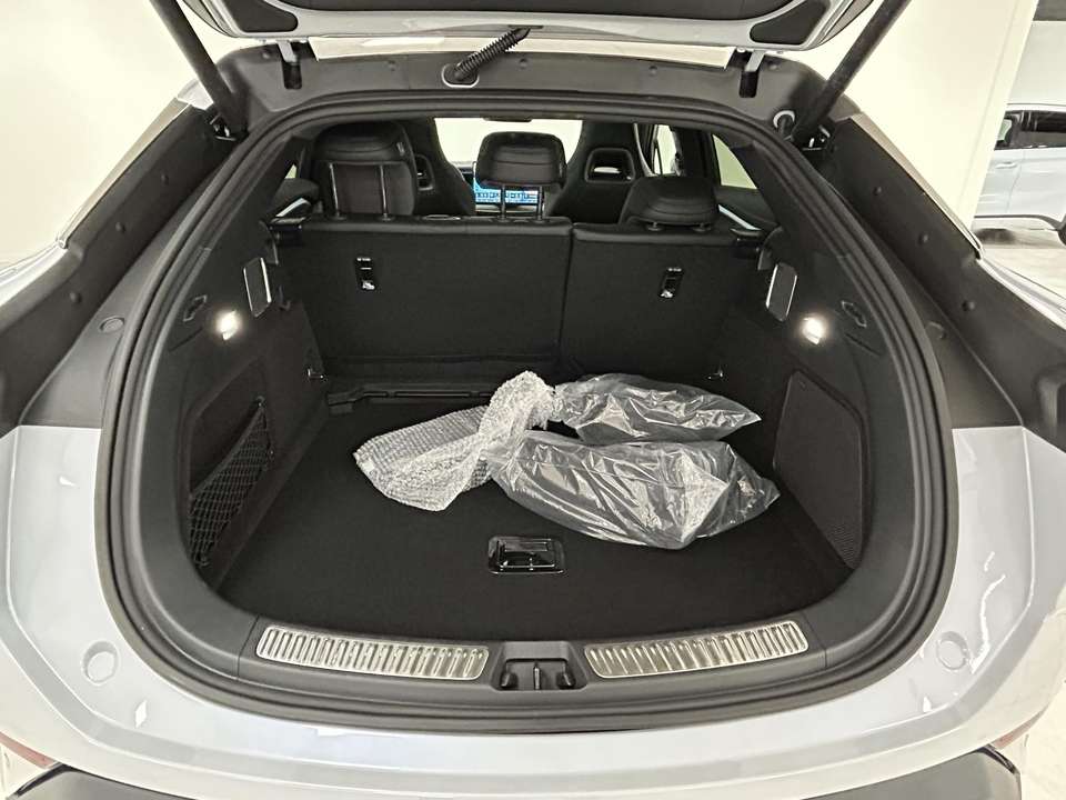 Car picture 9