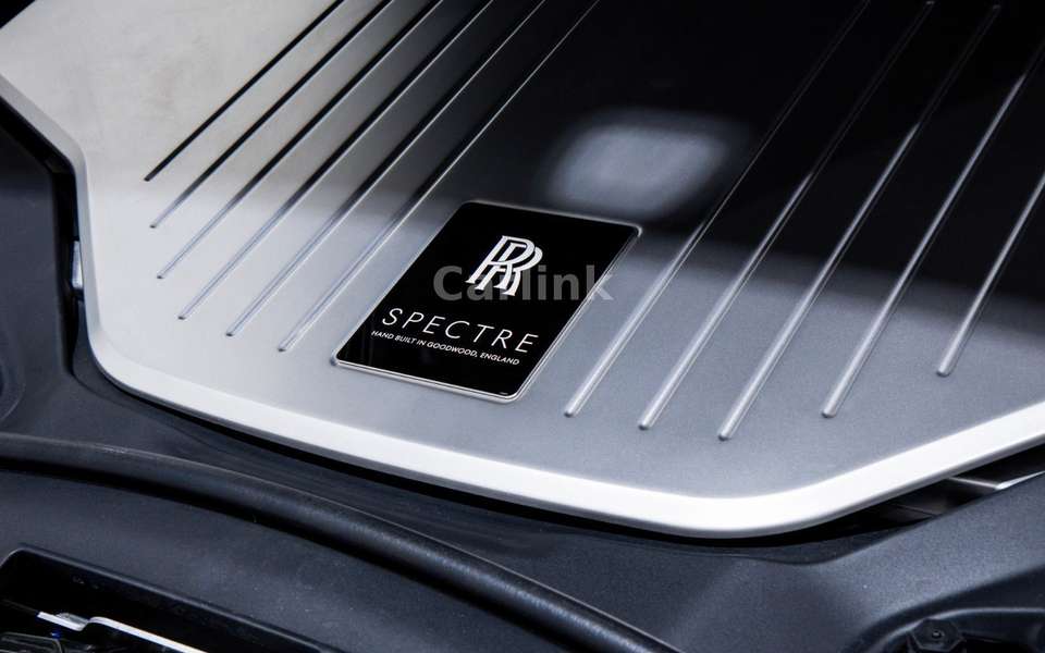 Rolls-Royce Spectre - Imagem 8