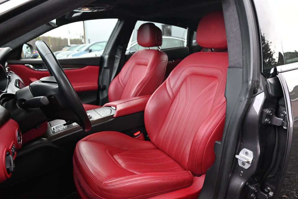 Maserati Quattroporte - Imagem 11
