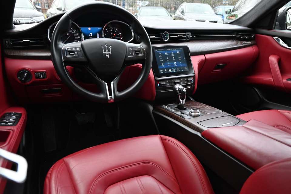 Maserati Quattroporte - Imagem 12