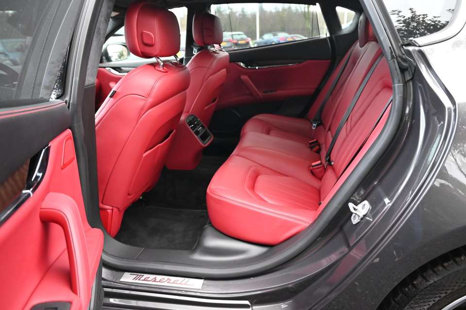 Maserati Quattroporte - Imagem 13