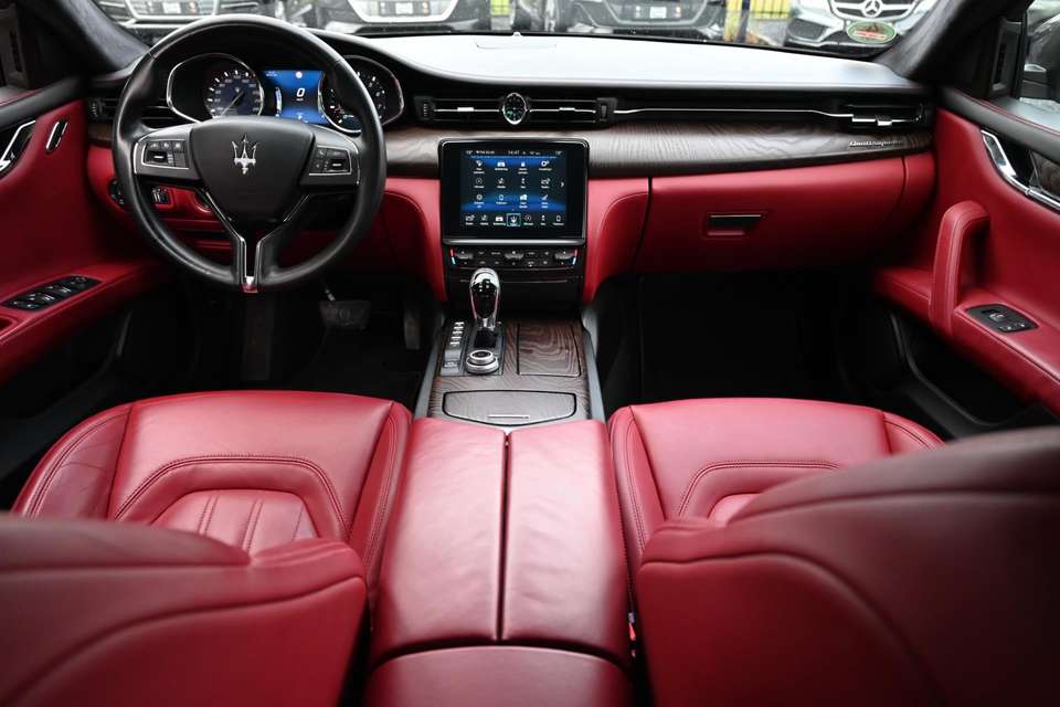 Maserati Quattroporte - Imagem 17