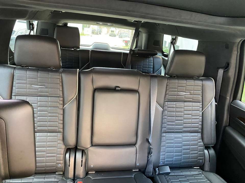 Cadillac Escalade - Imagem 12