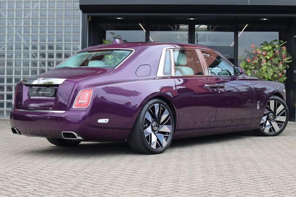 Rolls-Royce Phantom - Imagem 4