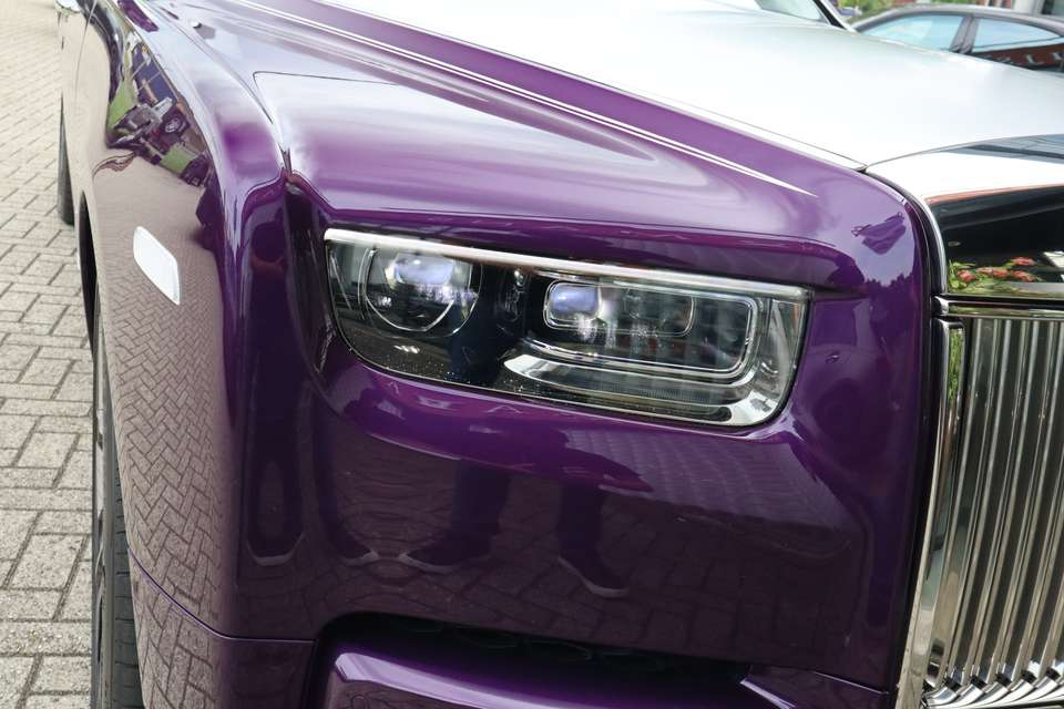 Rolls-Royce Phantom - Imagem 9