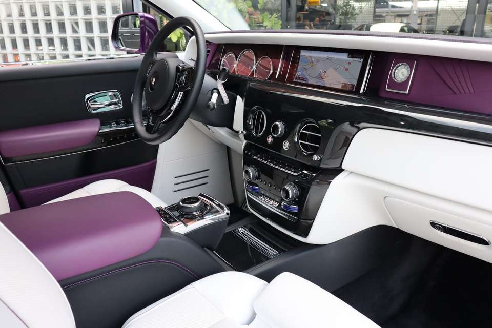 Rolls-Royce Phantom - Imagem 15