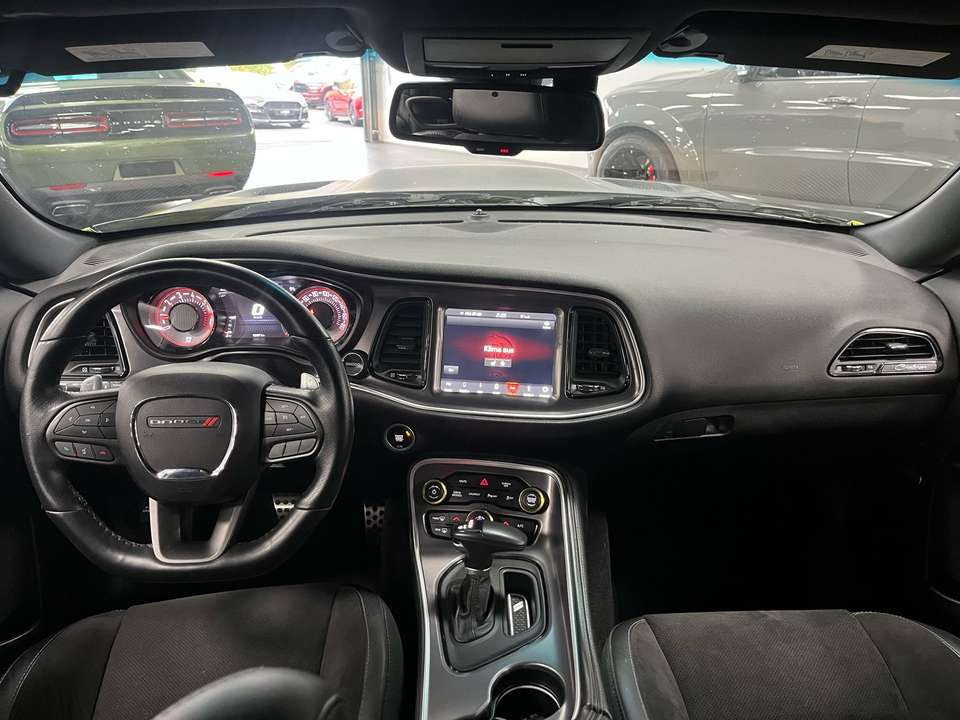 Dodge Challenger - Imagem 13