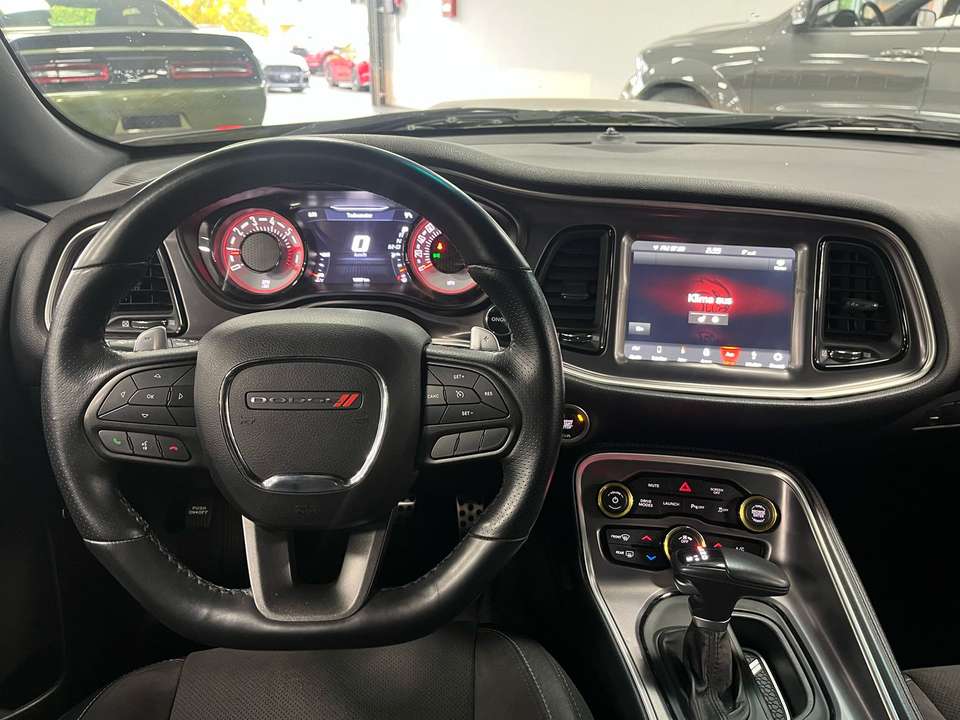 Dodge Challenger - Imagem 14